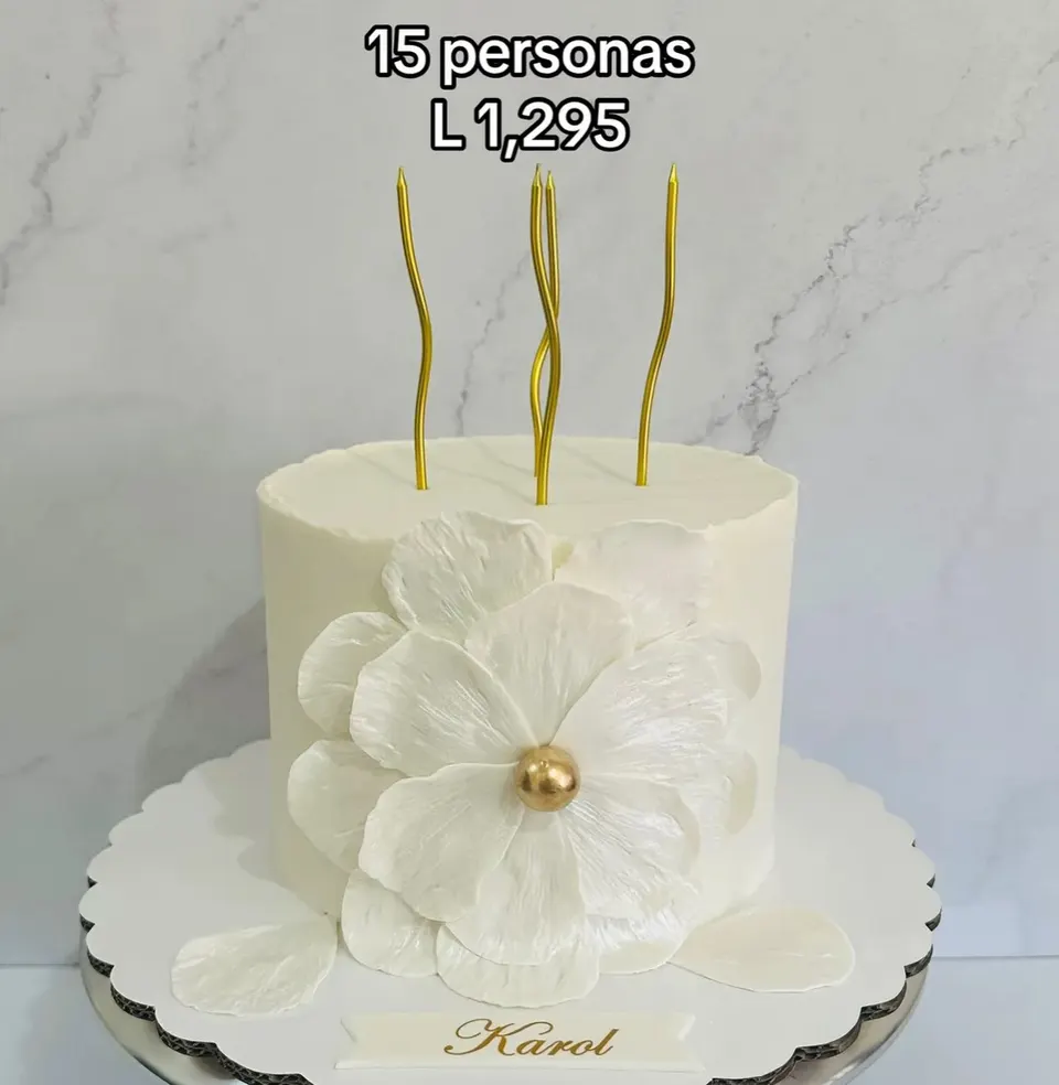 Pastel Flor Blanca