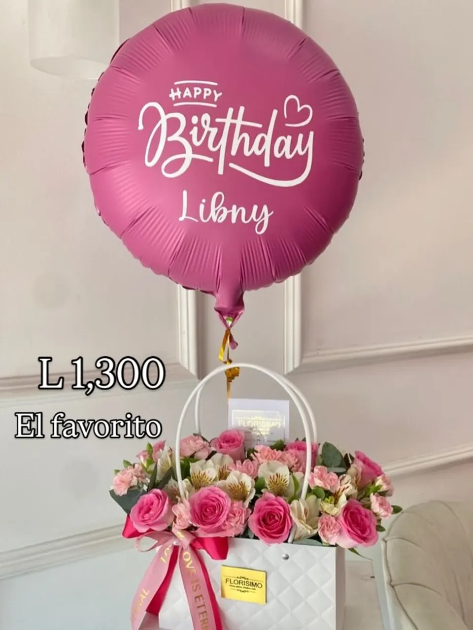 El favorito (bolsa con flores y globo)
