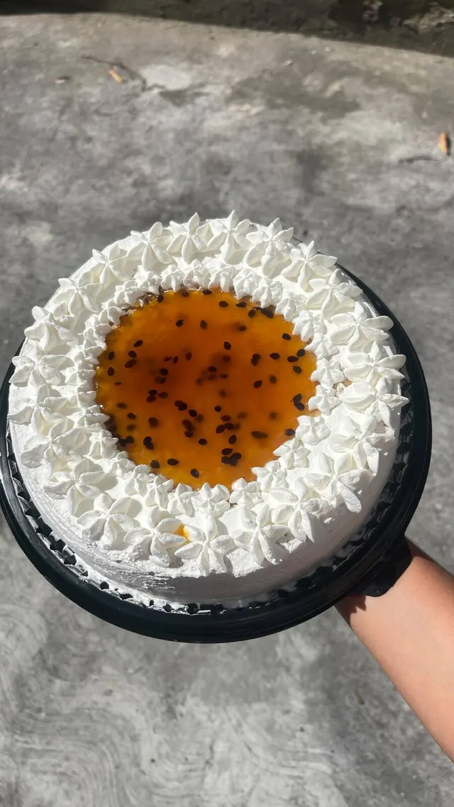 Torta fría estilo pie de parchita