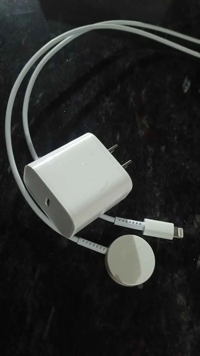 Cargador 2 en 1 para iPhone