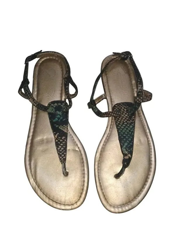 Sandalias talla 8, otro modelo