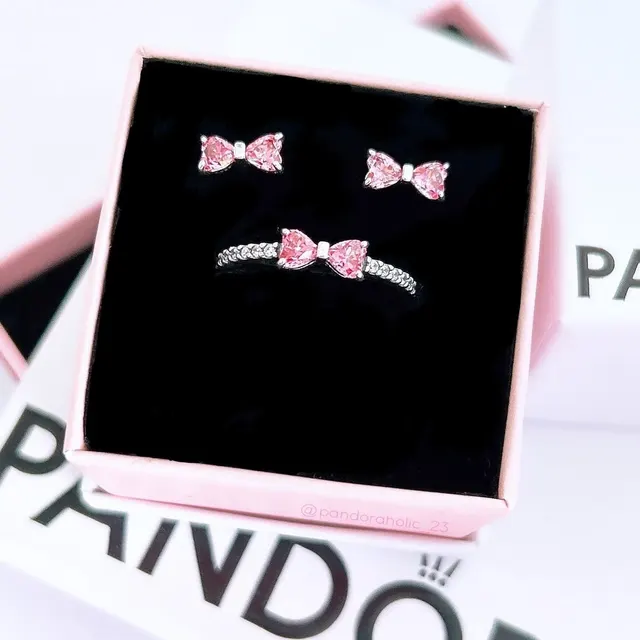 Set Anillo+Aretes Pandora