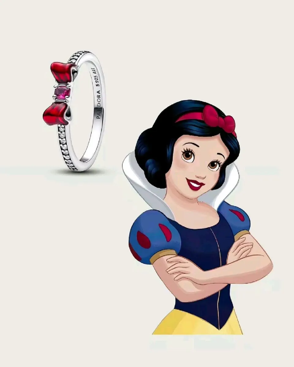 Anillo Pandora Blanca Nieves talla 7
