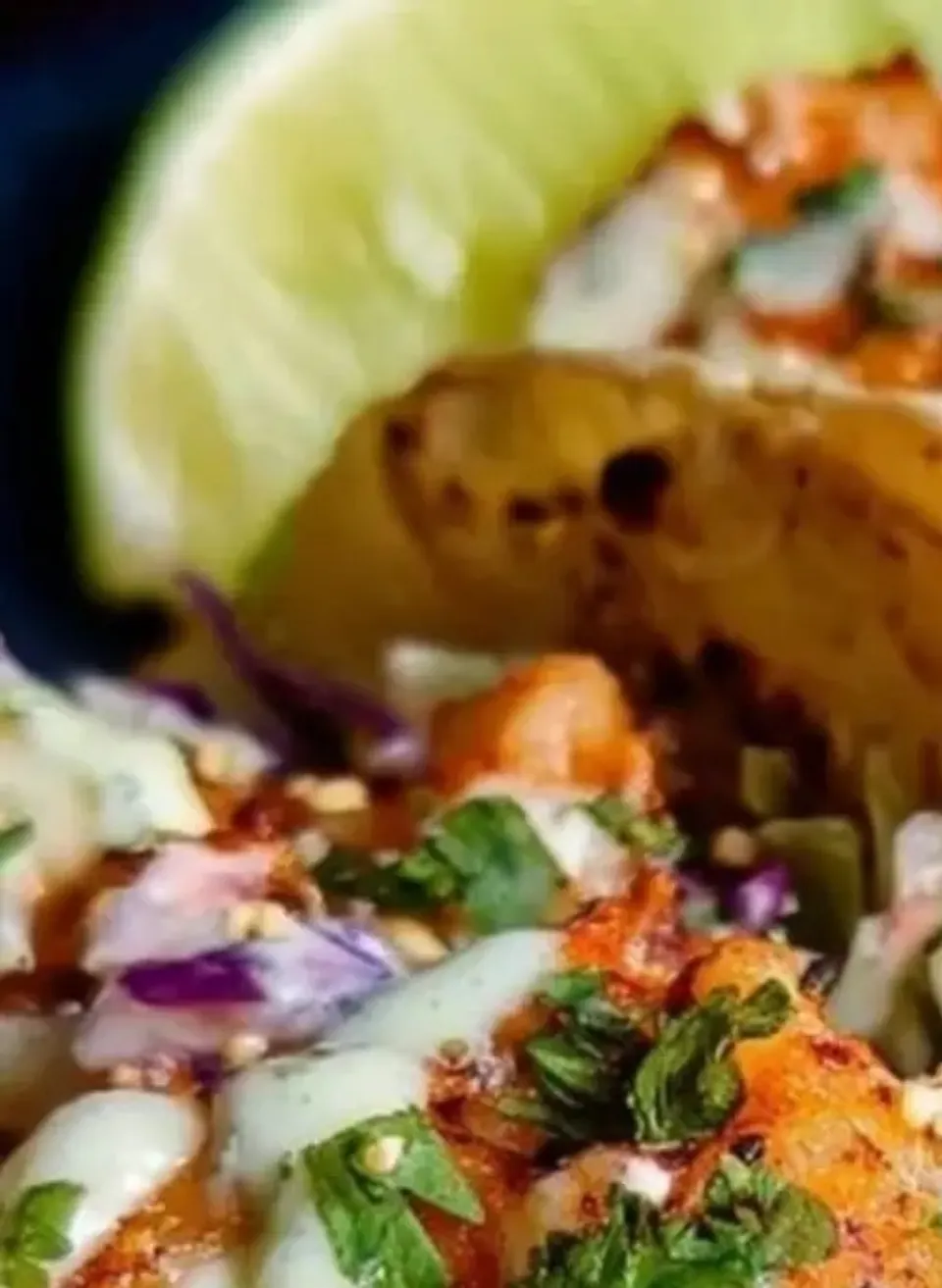 Tacos de camarón empanizados