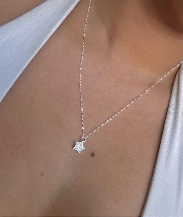Collar con dije de estrella