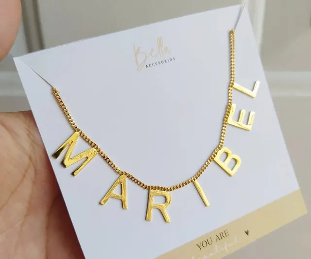 Collar personalizado letra por letra