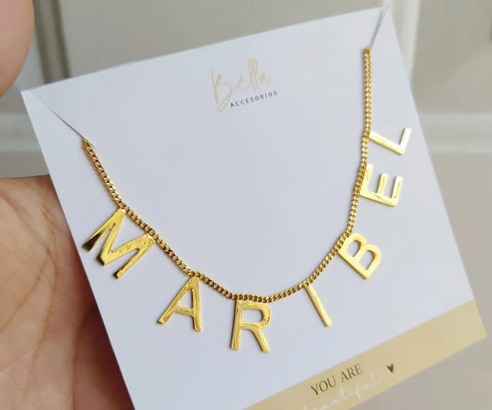 Collar personalizado letra por letra